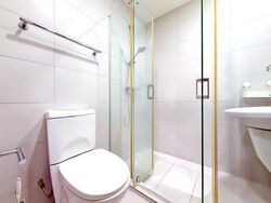 1 Canberra (D27), Condominium #556850571